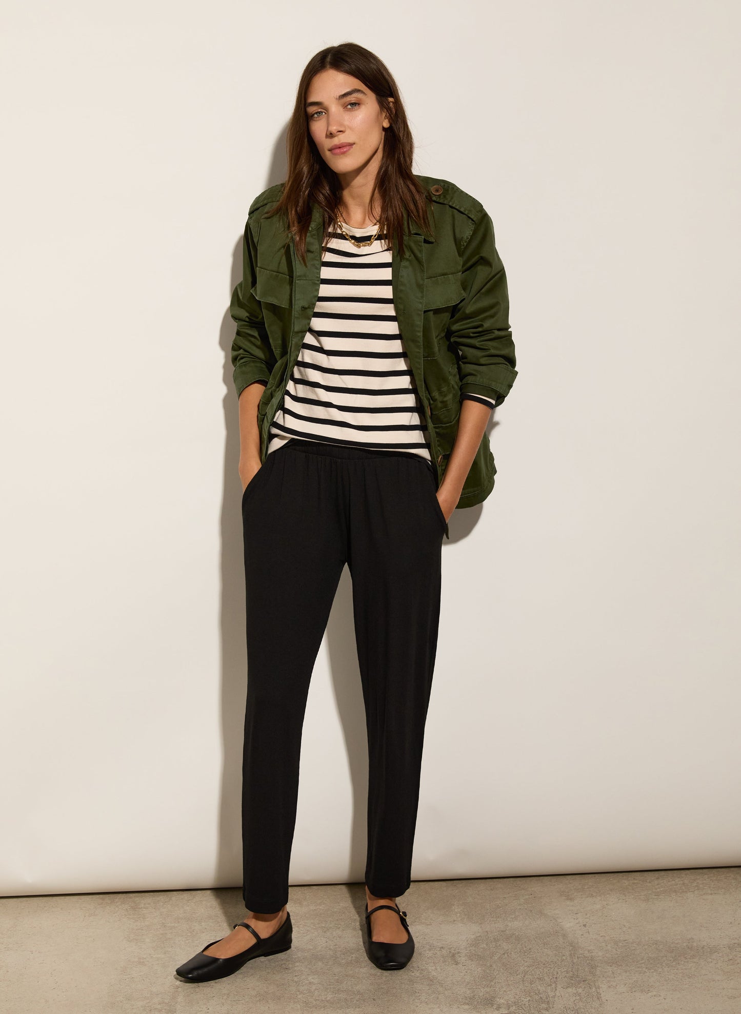 Petite Neath Tapered Trousers / Caviar Black