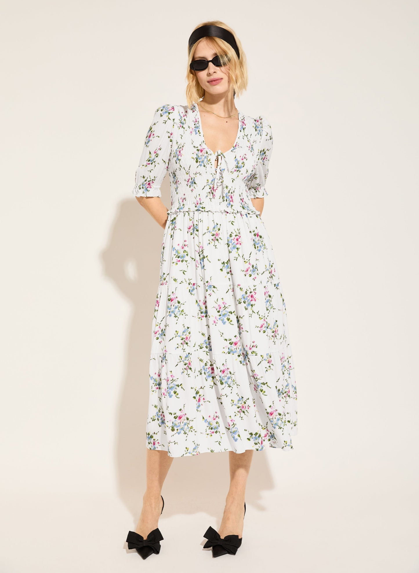 Melania Smock Midi Dress White Bouquet