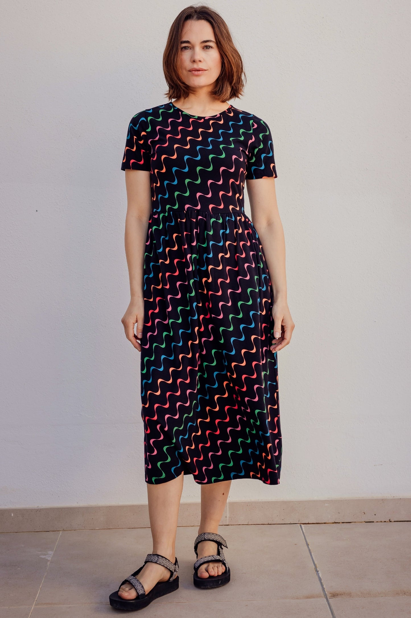 Sofia Jersey Midi Dress - Black/Multi, Undulating Waves
