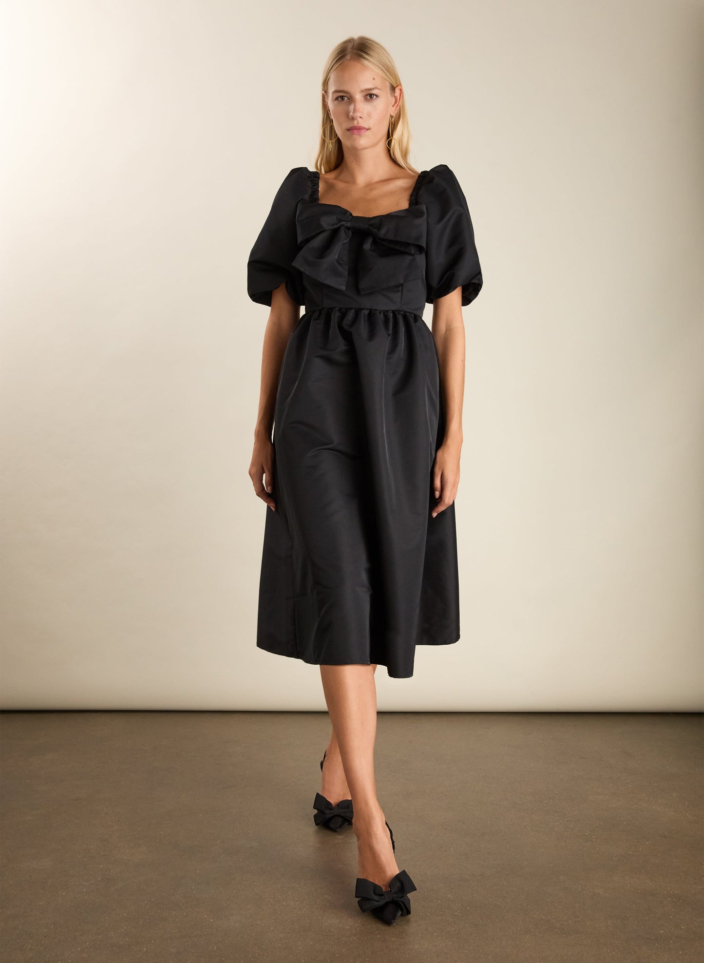 Star Bow Detail Midi Dress / Caviar Black