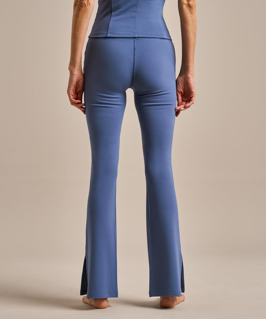 Ruched Flared Yoga Legging - Turtle Dove