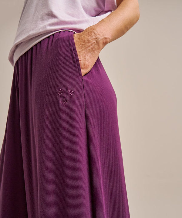 Efffortless Balloon Yoga Pants - Damson