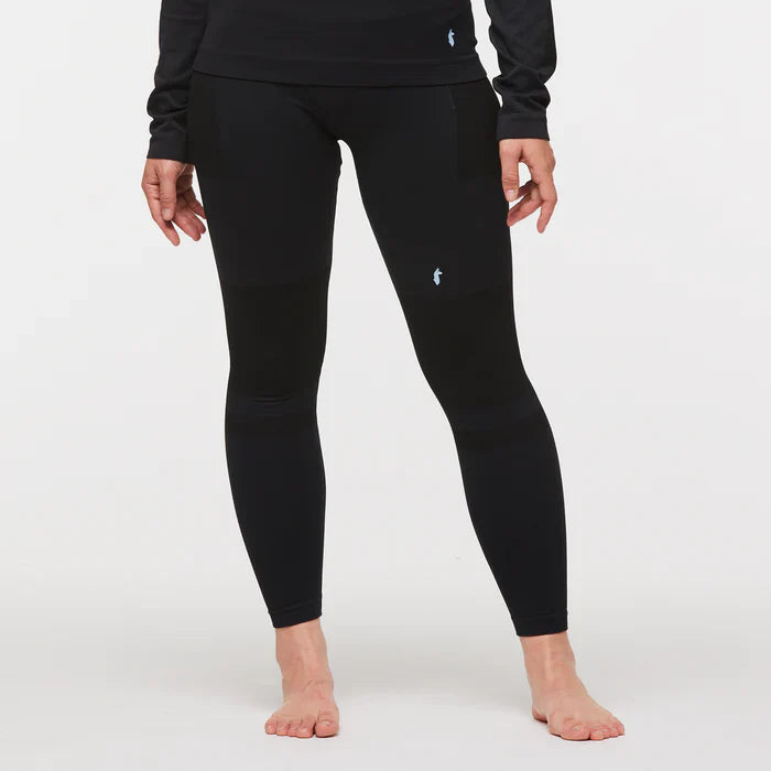 Black activewear leggings by Cotopaxi.
