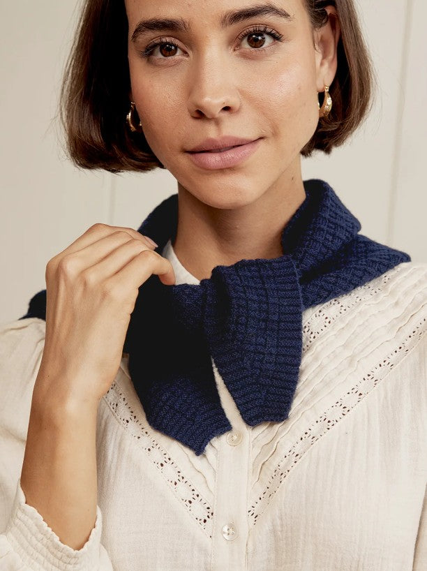 Merino Wool Tie Neck Scarf - Navy