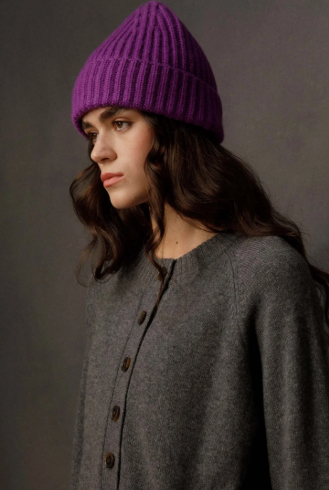 Purple ribbed cashmere beanie.