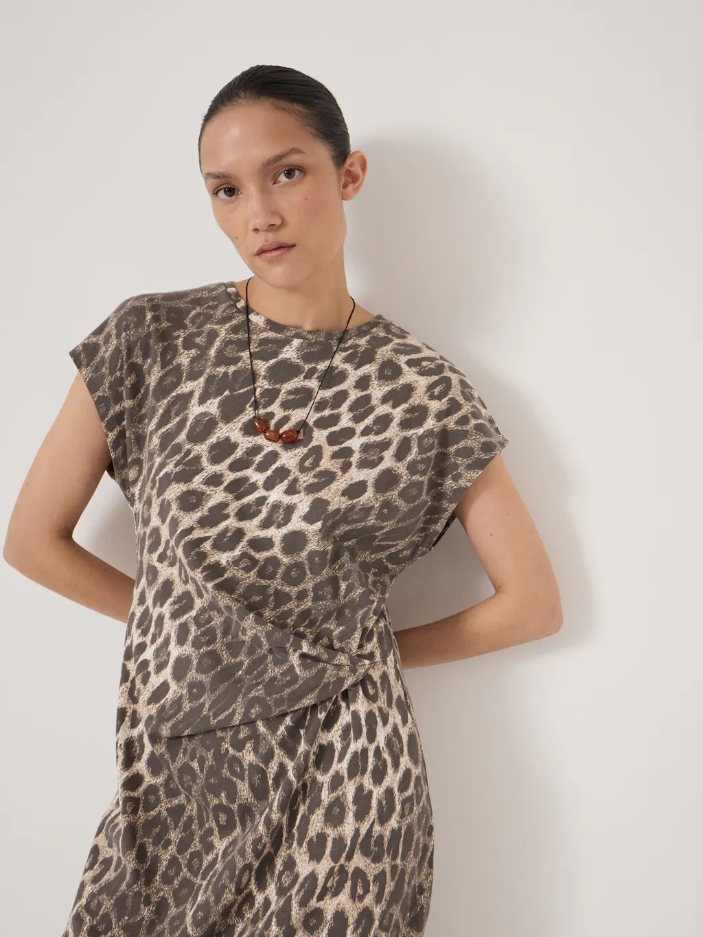 Soft leopard-print patterned dress