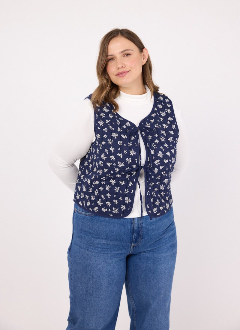 Giselle Ditsy Floral Print Quilted Tie Front Gilet (Navy)