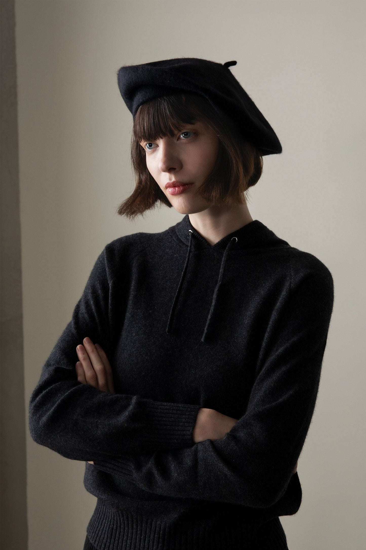 Black cashmere beret by Kiltane.