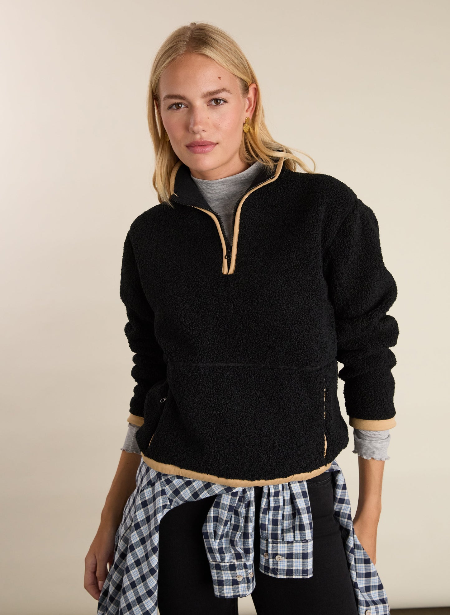 Shelly Quarter Zip Recycled Fleece / Caviar Black