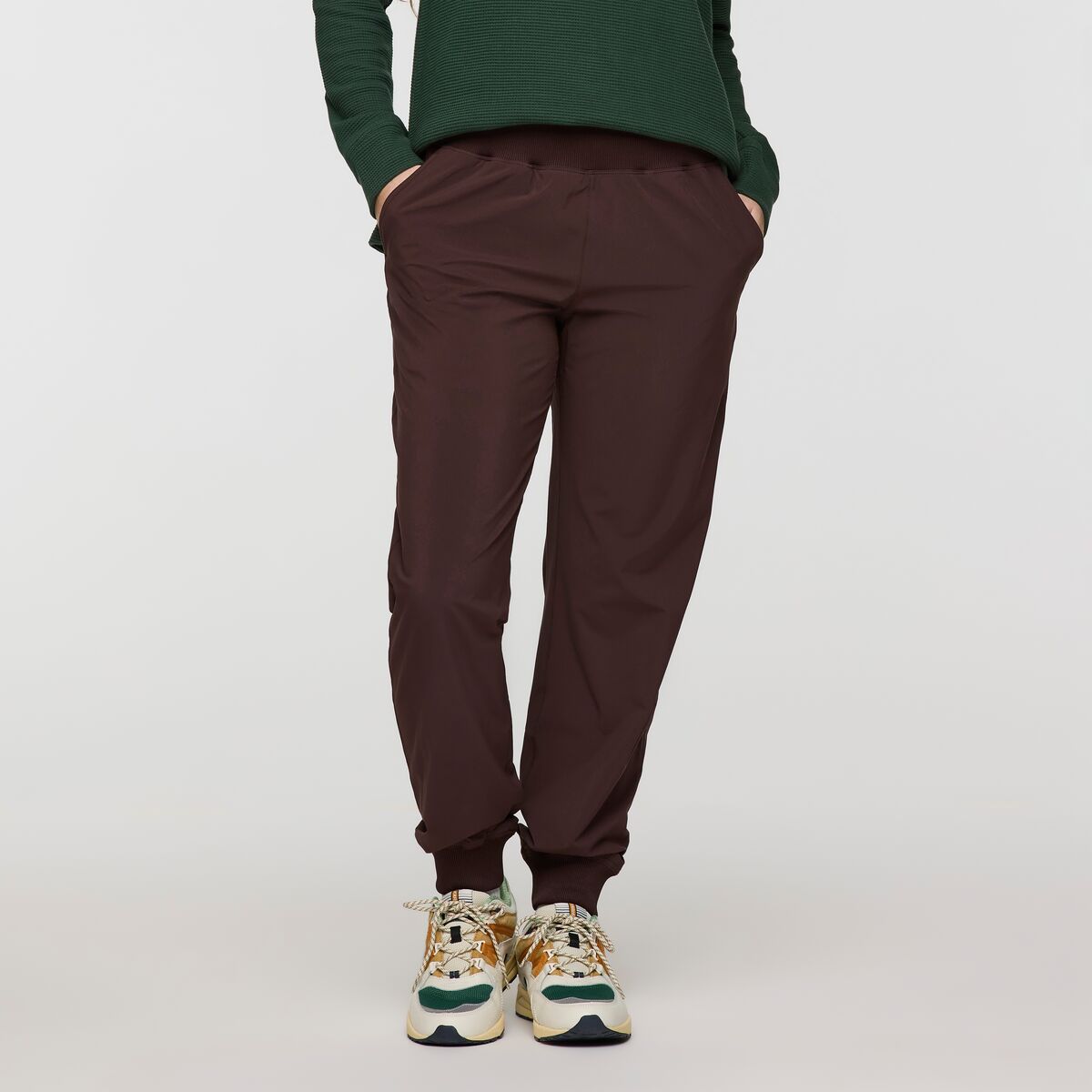 Dark brown tracksuit bottoms from Cotopaxi.