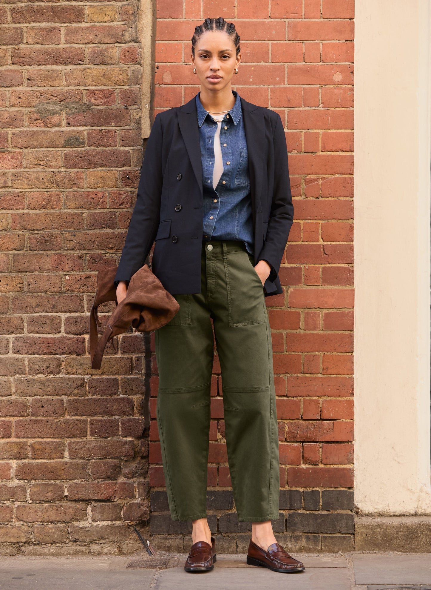 Amelia Organic Cotton Barrel Leg Cargo Trousers / Dark Olive