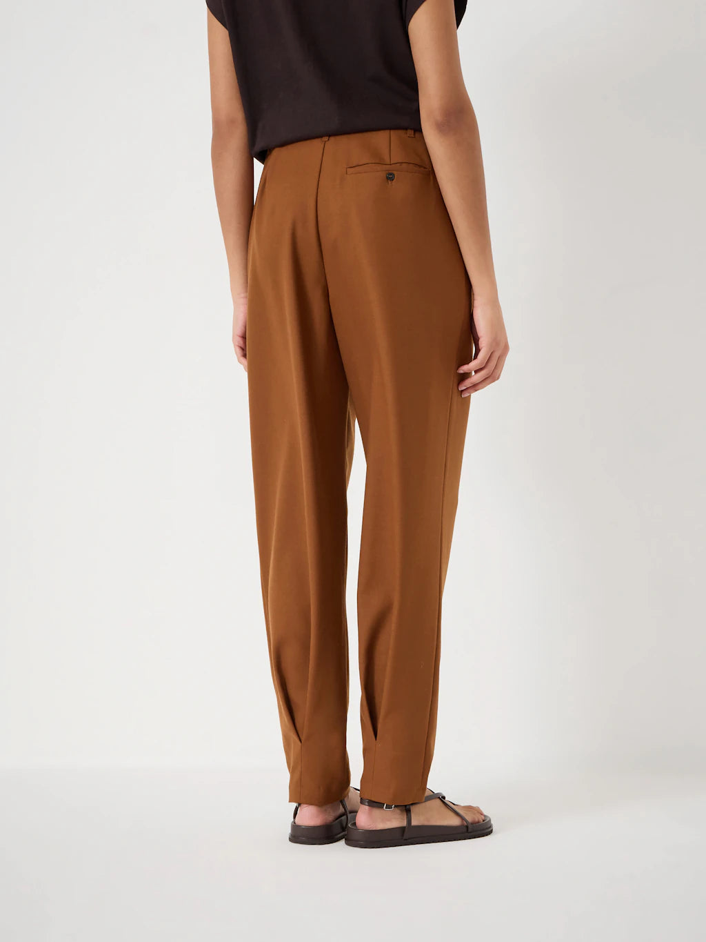Noa Wool Blend Tapered Leg Trousers - Rust Brown