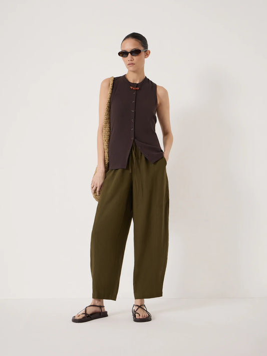 Deep olive barrel leg linen-blend trousers.