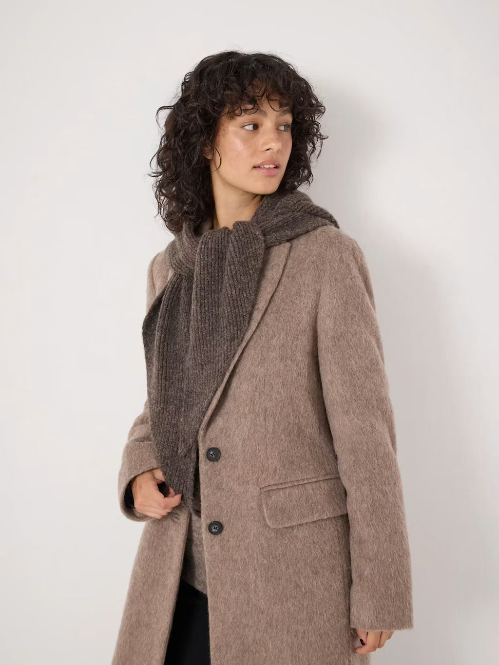 Knitted Hooded Scarf - Light Brown
