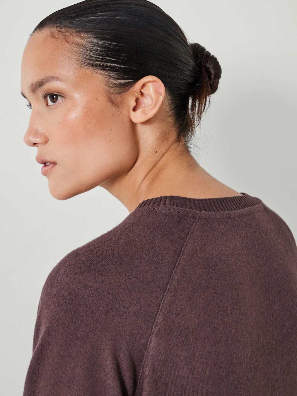 Elle Supersoft Raglan Top - Chocolate Brown