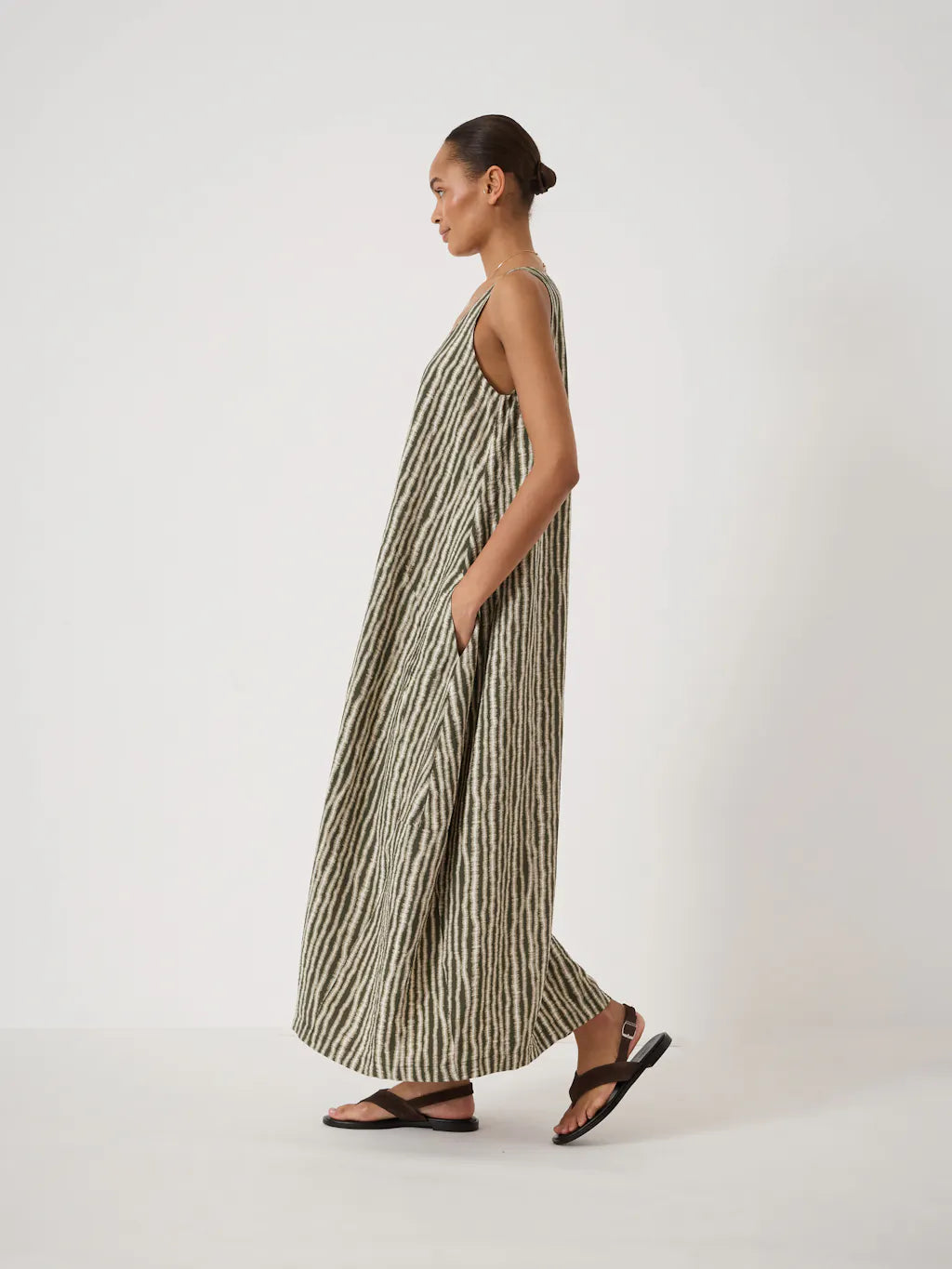 Liddie Air Flow Barrel Tank Dress - Blurred Lines/Green