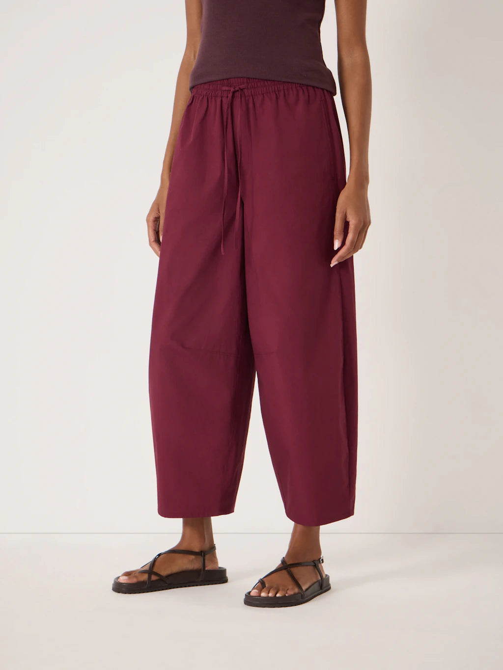 Juno Pull On Laundered Cotton Barrel Leg Trousers - Maroon Red
