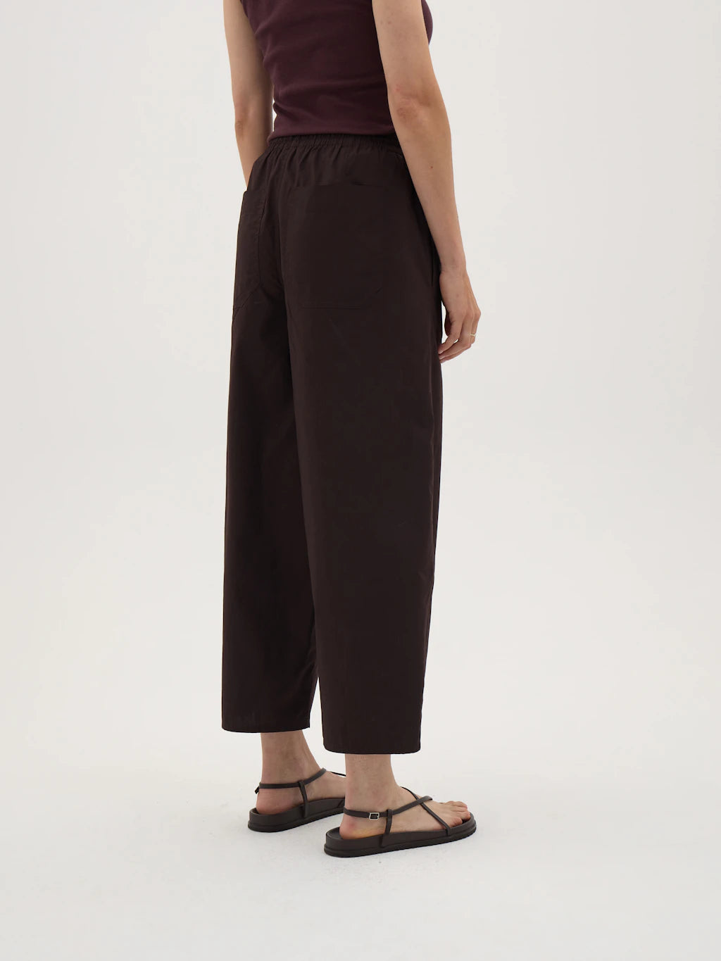 Juno Pull On Laundered Cotton Barrel Leg Trousers - Dark Brown