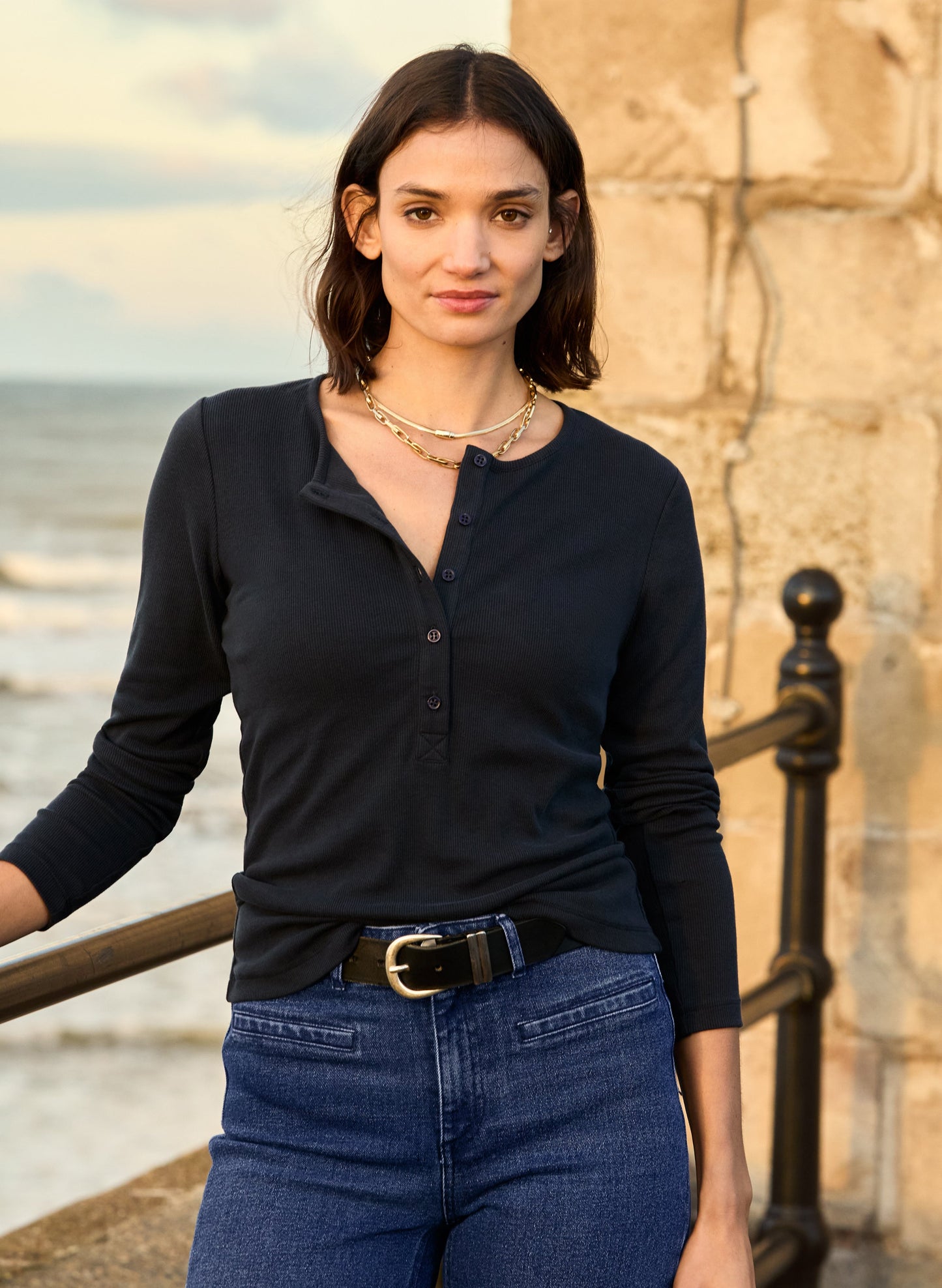 Chessie Luxe Henley Top Classic Navy