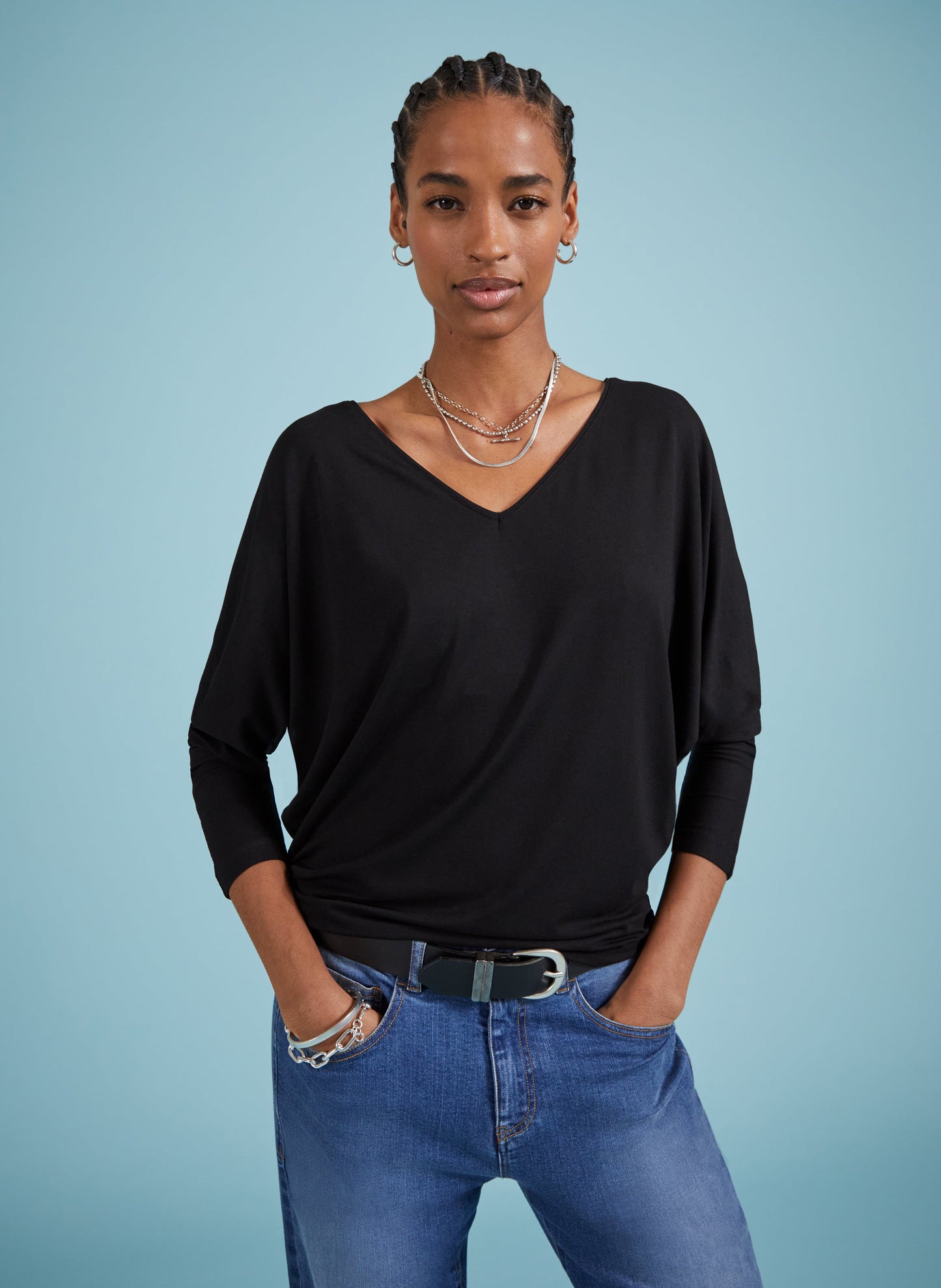 Ella Relaxed V-Neck Top / Caviar Black