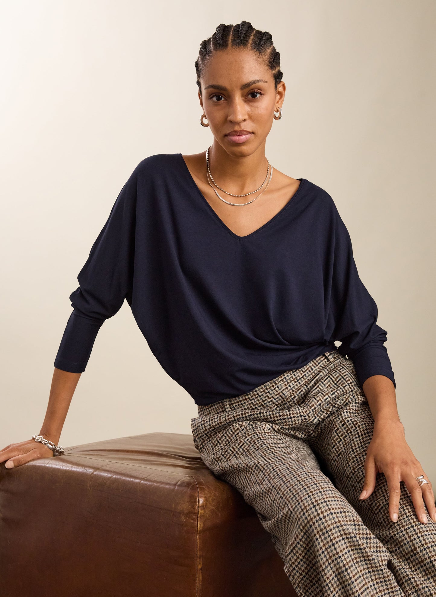 Ella Relaxed V-Neck Top / Classic Navy