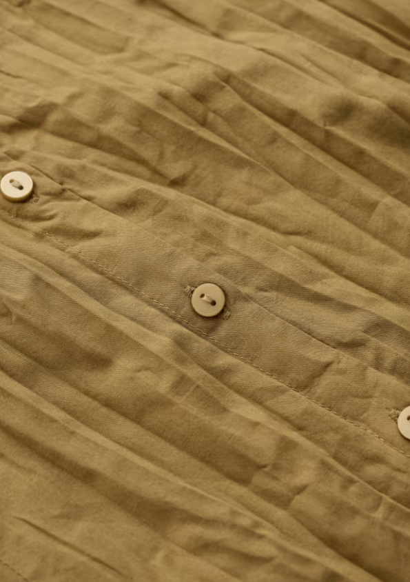 Larissa Plain Shirt in Crinkled Organic Cotton - Fern Moss