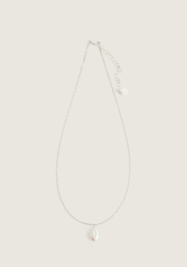 Valency Freshwater Pearl Pendant Necklace