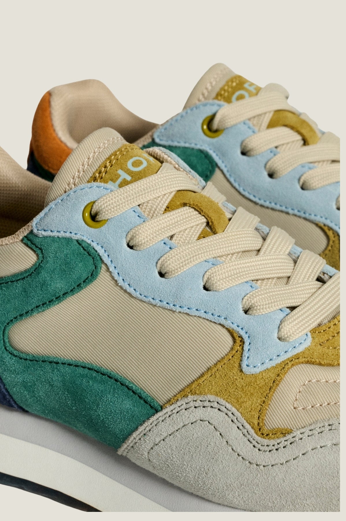 HOFF Singapore Trainers