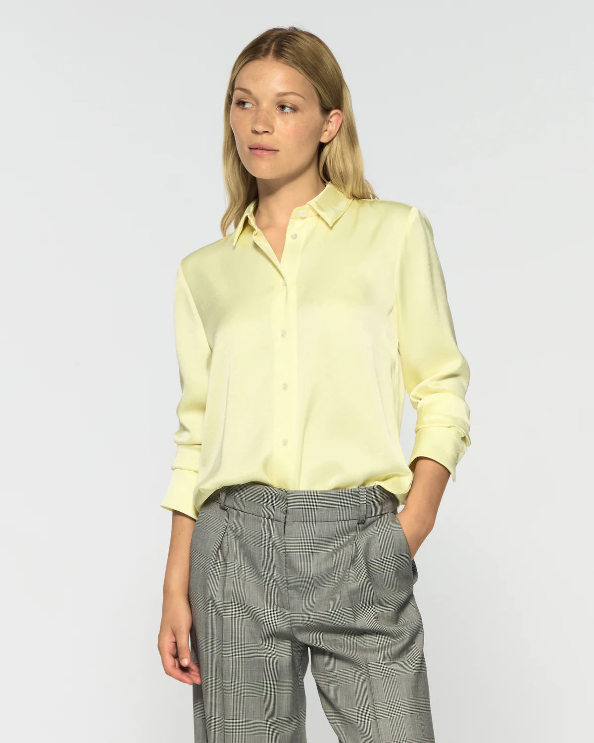 Classic Shirt - Pastel Yellow