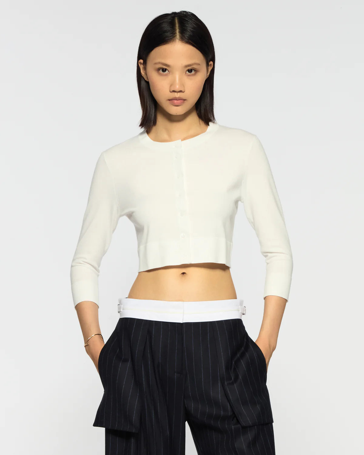 Fitted Cropped Cardigan - Cream