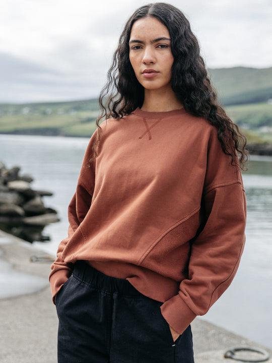 Mahogany brown organic cotton sweatshirt.
