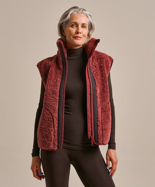 73 Zero Boxy Fleece Gilet - Rose Garnet