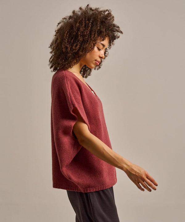 Sleeveless Boxy Layering Knitted Top - Rose Garnet