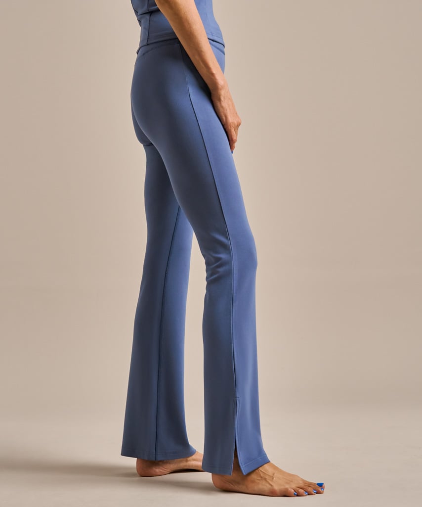 Ruched Flared Yoga Legging - Turtle Dove