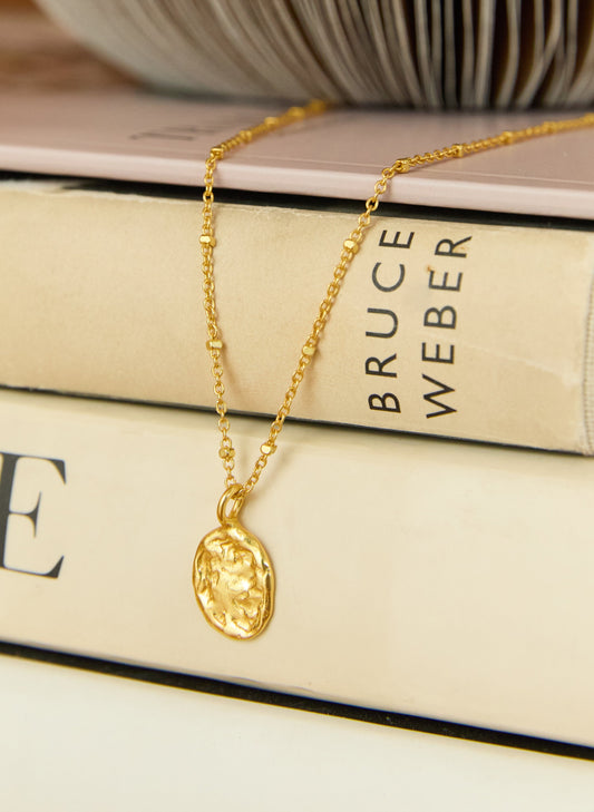 Inez Pendant Necklace - One Size / Gold