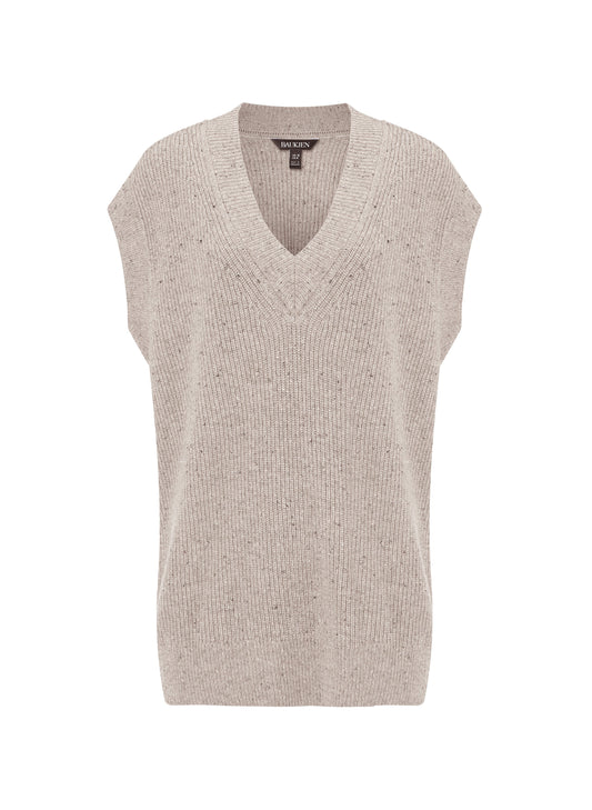 Recycled wool knitted vest by Baukjen, in natural oatmeal colour.