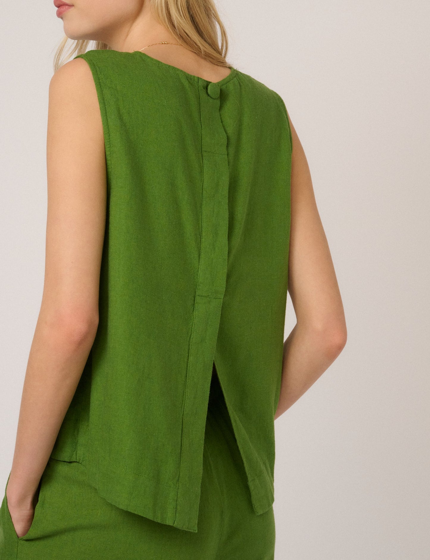 Green Linen-Blend Sleeveless Swing Top