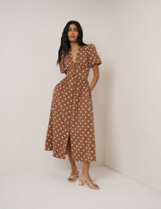 Shop dresses for Autumn colour seasons.