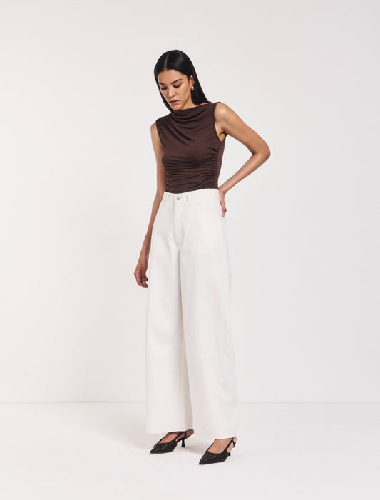 Chalk white barrel leg organic cotton jeans.