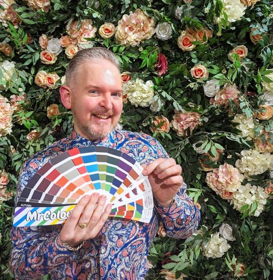 Mr Colour