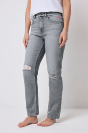 Soft summer trousers, shorts, and skirts.