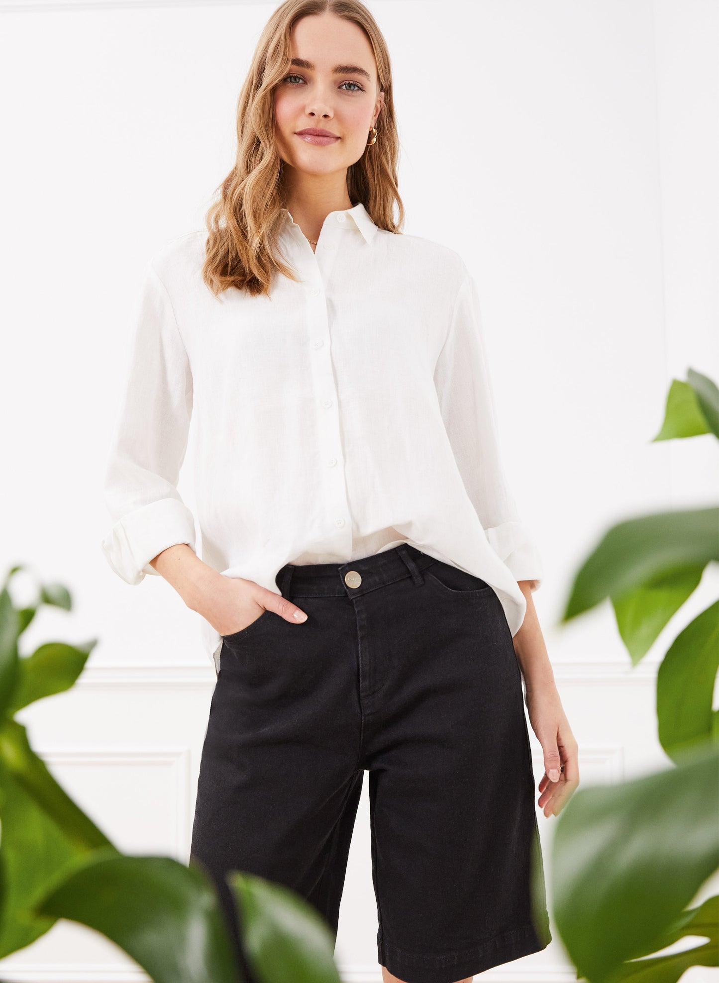 Emile Organic Shorts Caviar Black