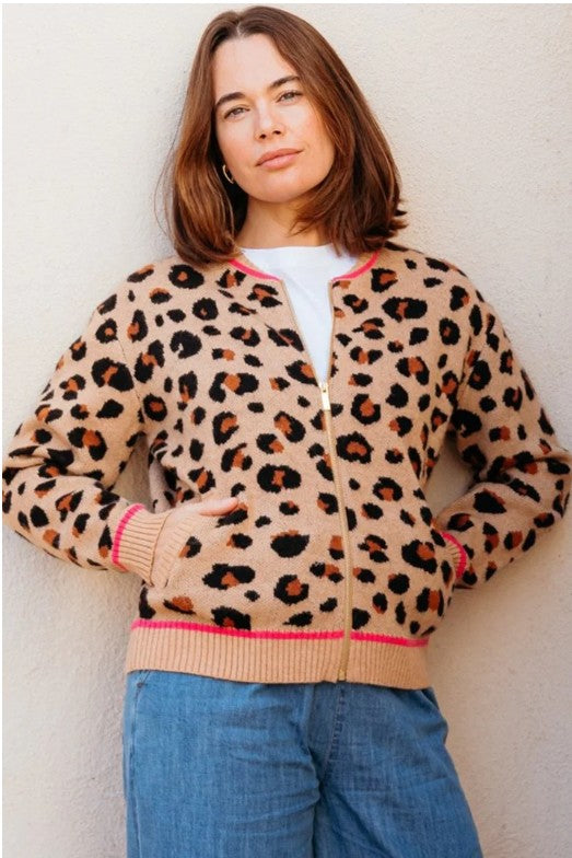 Warm leopard print knitted bomber jacket.