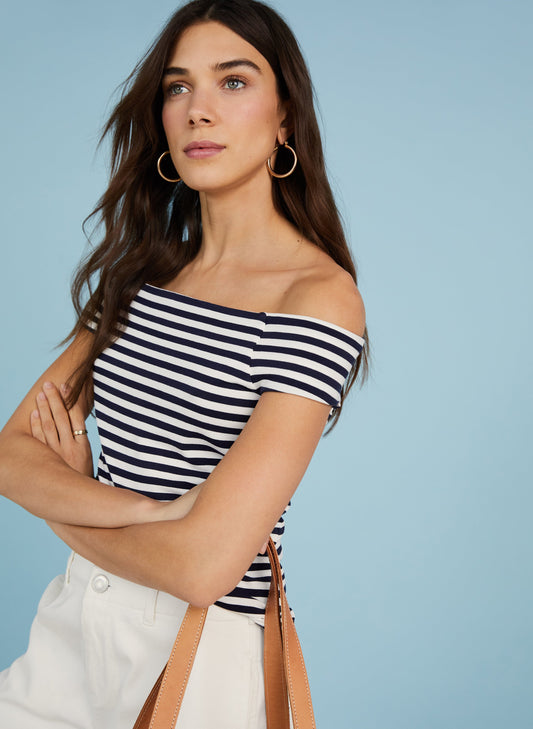 Jeanette Top with LENZING ECOVERO Soft White & Classic Navy