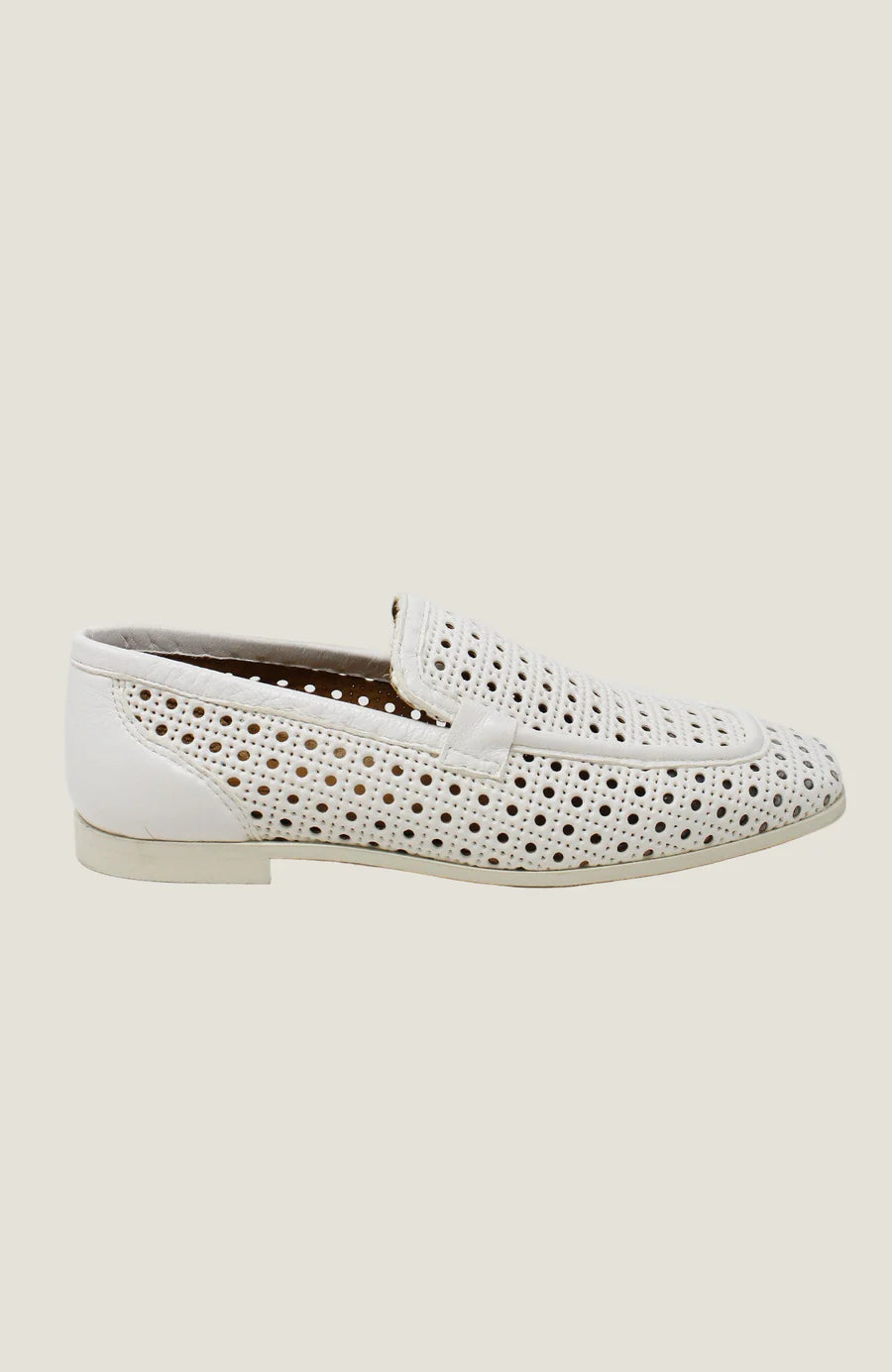 ALPE Zoe Loafers - Ecru