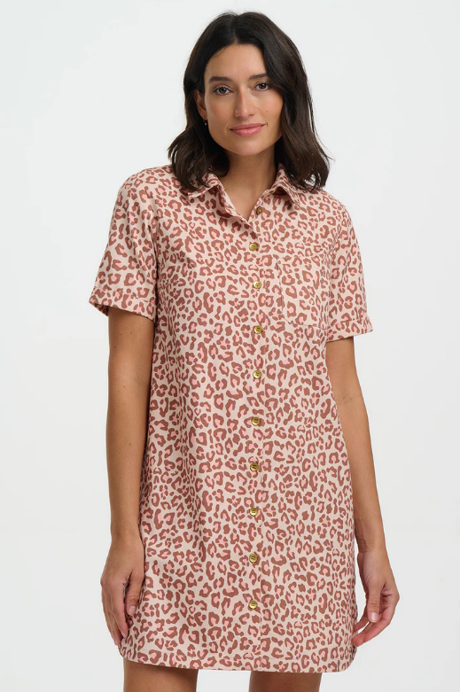 Short-sleeve button-front shirt dress in beige with a muted terracotta leopard print cotton fabric.