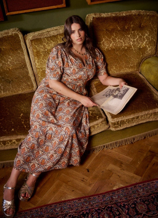 Albertine Tiled Paisley Print Midaxi Dress (Orange)