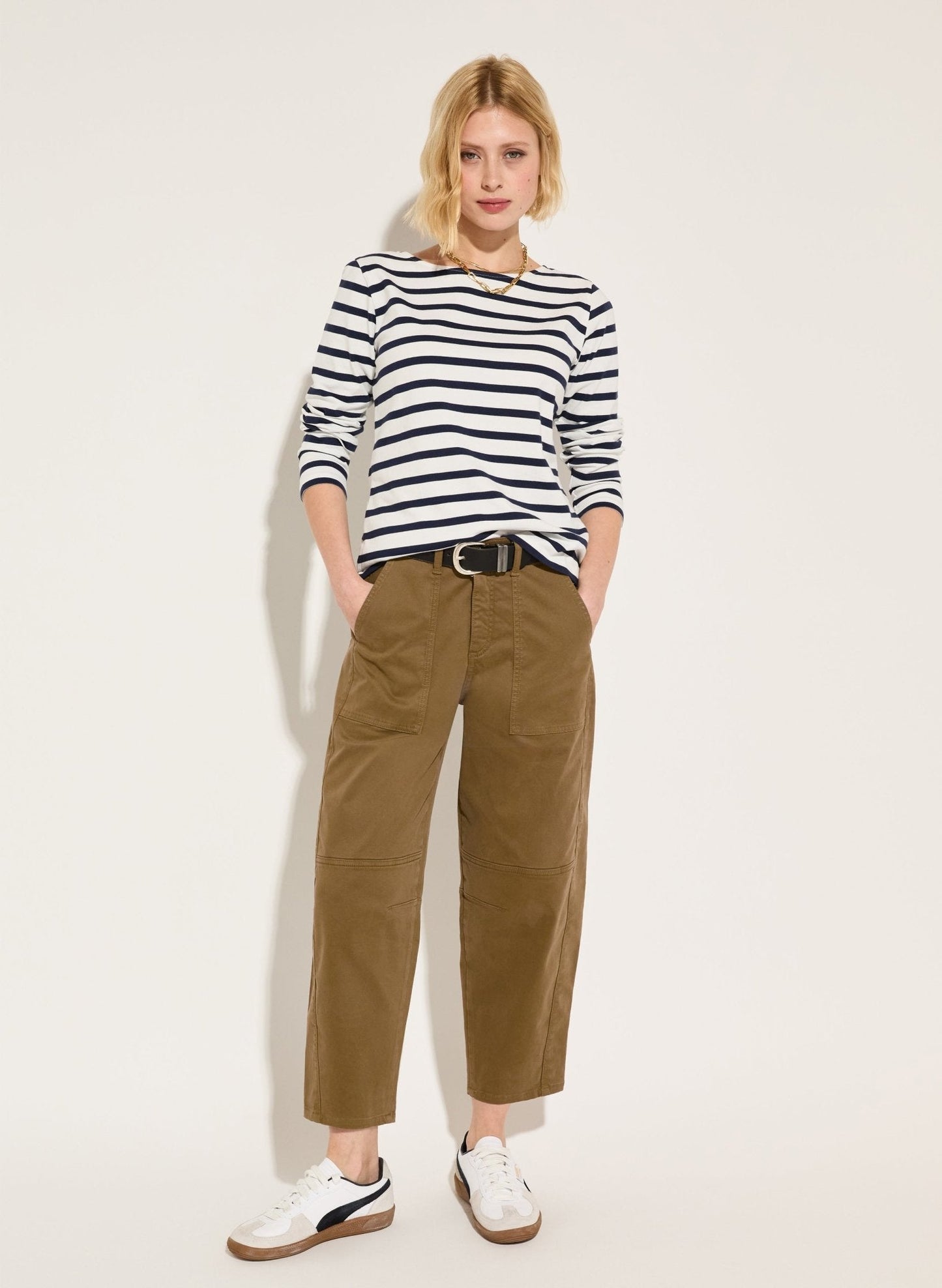 Ashley Organic Cotton Top / Soft White & Deep indigo