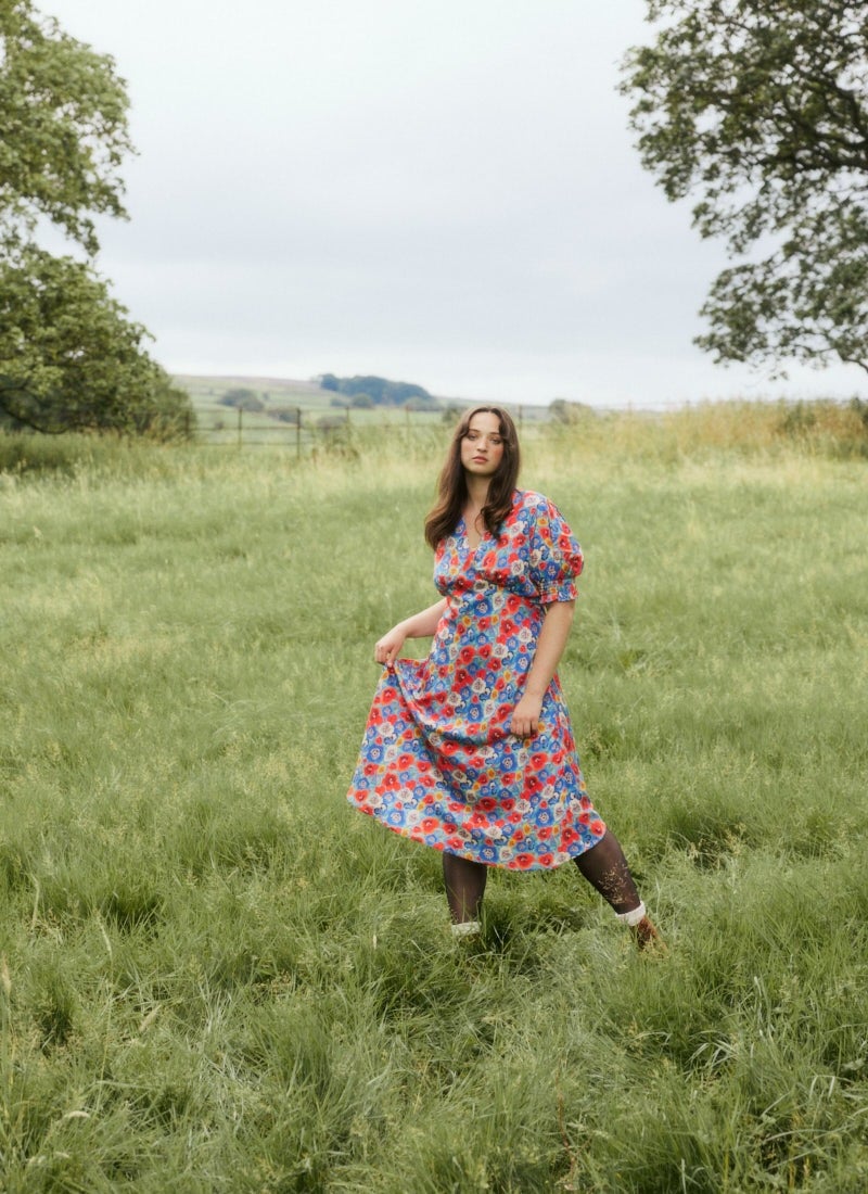 Colleen Pansy Floral Print Midi Dress (Pink)