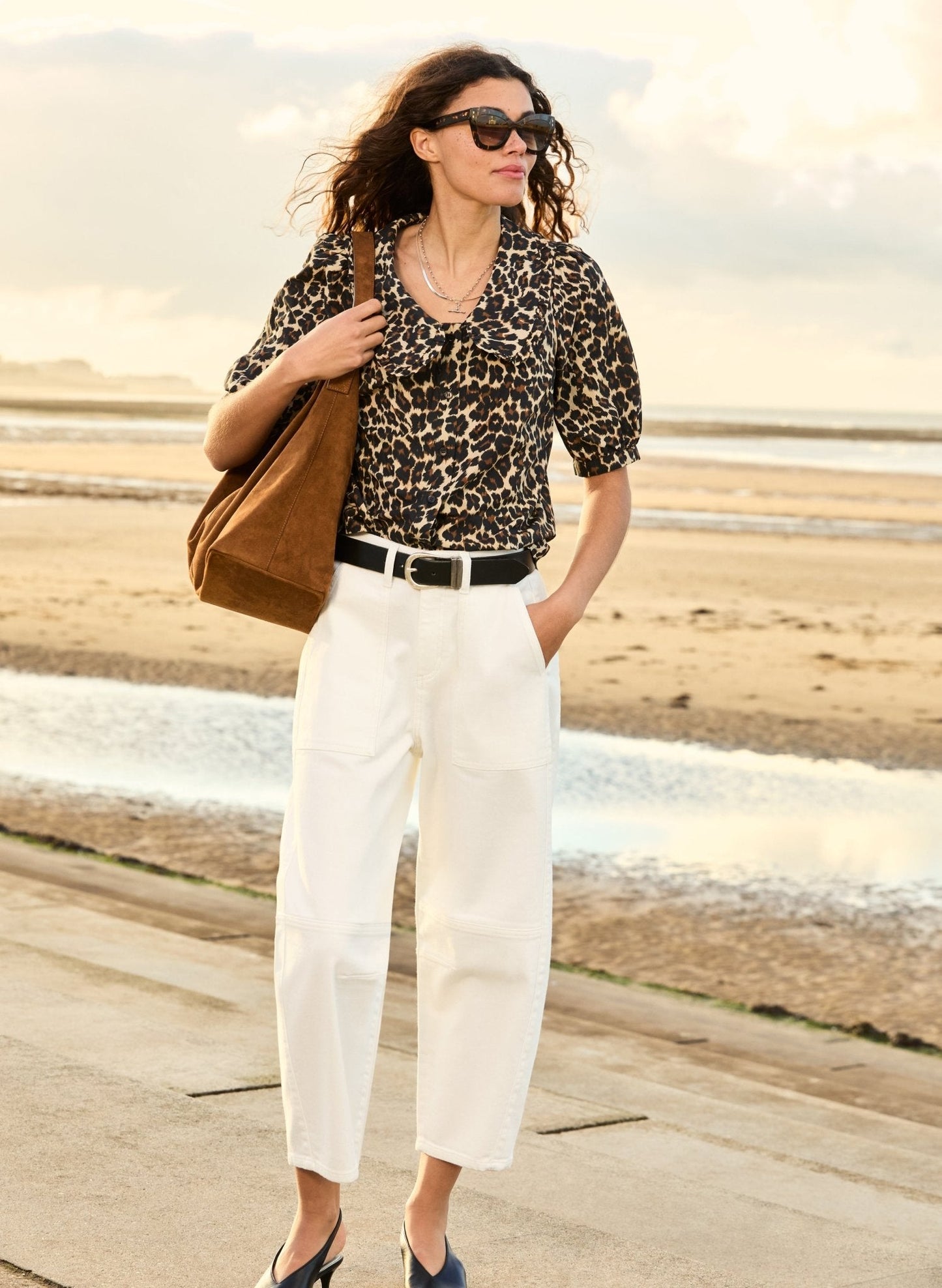 Courtney Organic Cotton Collar Blouse / Brown Leopard